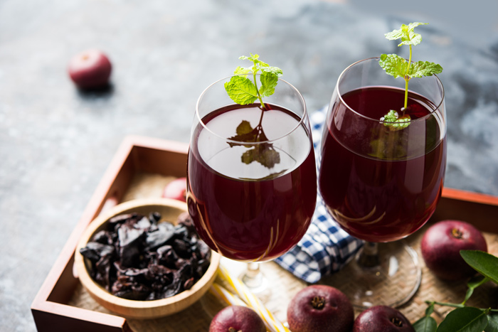 Kokum "data-photocredit =" "data-captionslideshow =" "original-set =" https://ecobrumi.fr/wp-content/uploads/2019/05/1557890502_669_Conseils-d39ete-sur-l39alimentation-et-les-soins-de-la-peau. Ceci pourrez vous intéresser : <a href='https://ecobrumi.fr/?p=385'><strong>Équipement de course été 2019 | Quoi porter par temps chaud</strong></a>.jpg 700w, https: // media. vogue.fr/wp-content/uploads/2019/04/Kokum-440×294.jpg 440w "tailles =" (largeur maximale: 700px) 100vw, 700px "/><noscript><img decoding=