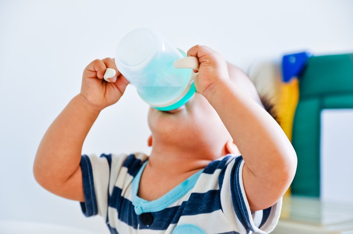 tasse de crâne enfant en bas âge