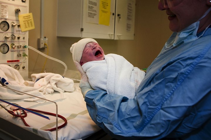 bébé à l'hôpital