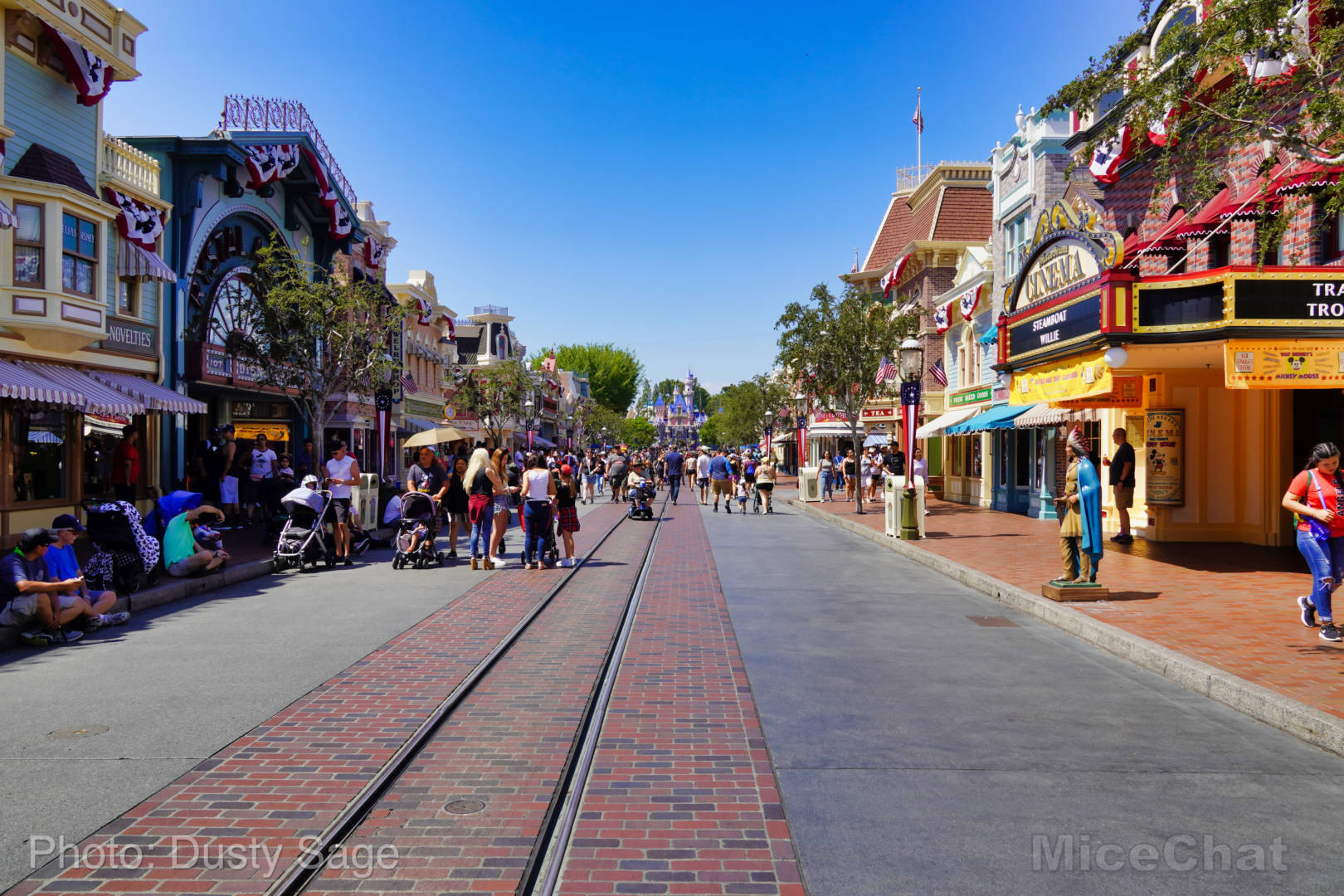 , Mise à jour de Disneyland - Certaines choses chaudes et d'autres non