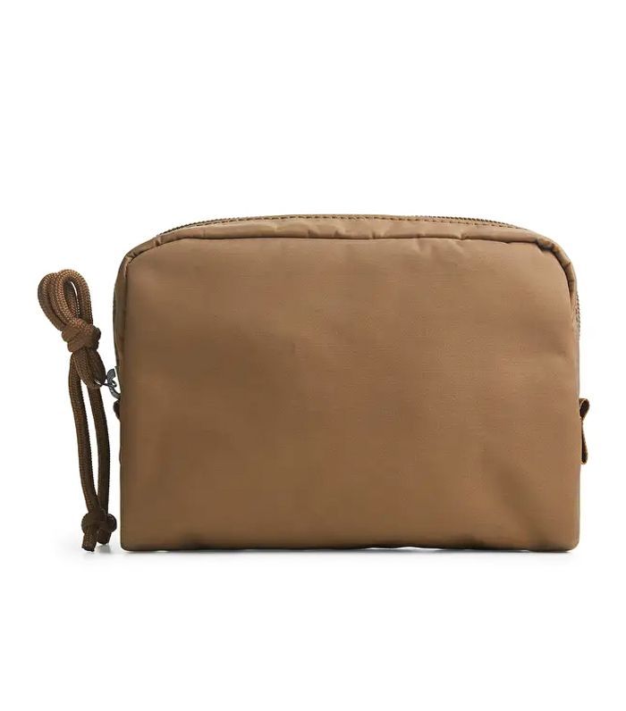 http://fr.style.yahoo.com/ "src =" http://uk.style.yahoo.com/ "data-src =" https://s.yimg.com/ny/api/res/ 1.2 / NdaUvAEeRX7OYLUdSTUGPQ - / YXBwaWQ9aGlnaGxhbmRlcjt3PTEyNDI- / https: //media.zenfs.com/en/who_what_wear_803/8d87c57b9f4130417037d7a<noscript><img decoding=