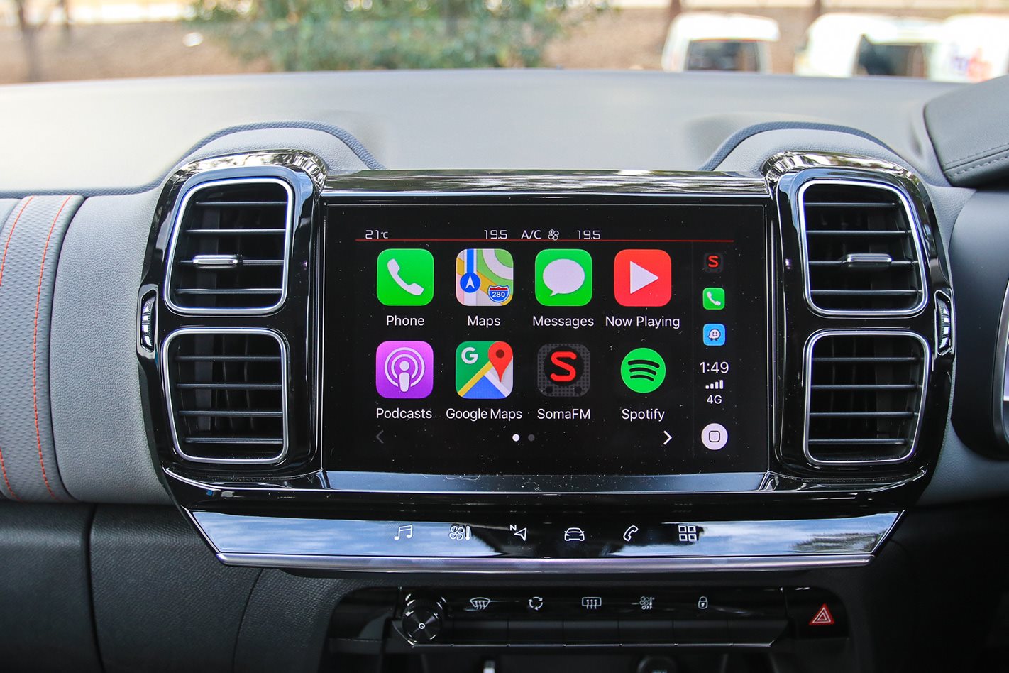 Apple CarPlay